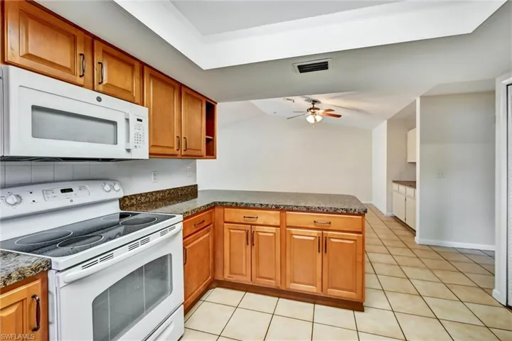 4707 Sw 8th Pl, Cape Coral, Florida 33914