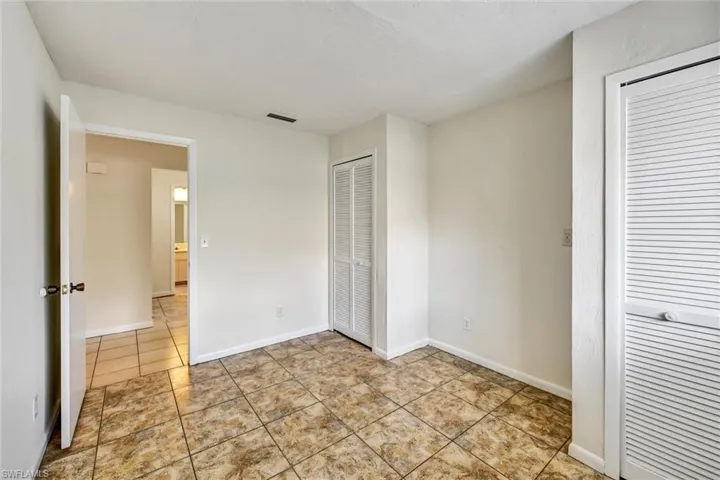 4707 Sw 8th Pl, Cape Coral, Florida 33914