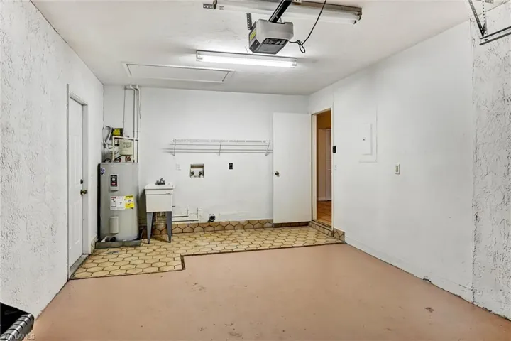 4707 Sw 8th Pl, Cape Coral, Florida 33914