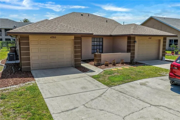 4707 Sw 8th Pl, Cape Coral, Florida 33914