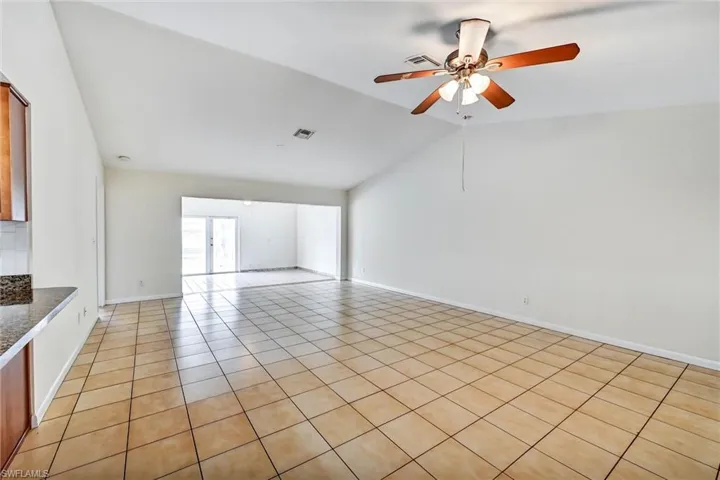4707 Sw 8th Pl, Cape Coral, Florida 33914