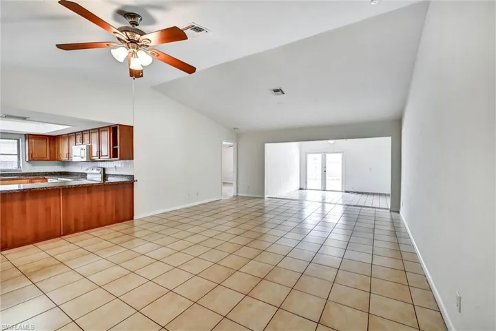 4707 Sw 8th Pl, Cape Coral, Florida 33914