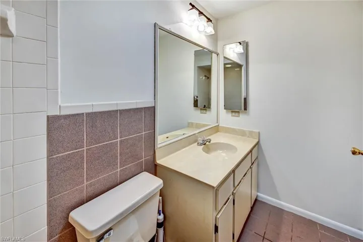4707 Sw 8th Pl, Cape Coral, Florida 33914