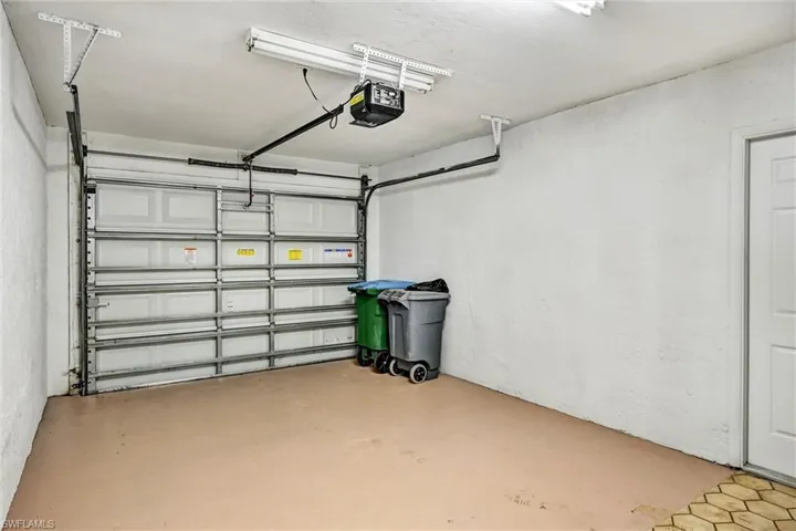 4707 Sw 8th Pl, Cape Coral, Florida 33914