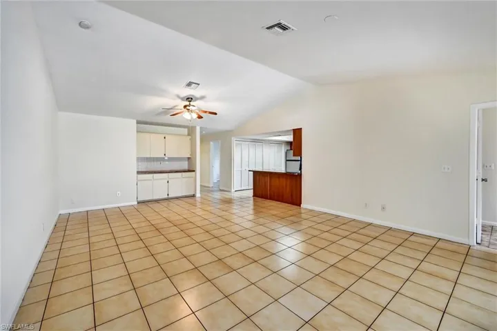 4707 Sw 8th Pl, Cape Coral, Florida 33914