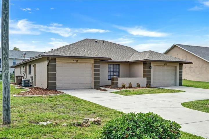 4707 Sw 8th Pl, Cape Coral, Florida 33914