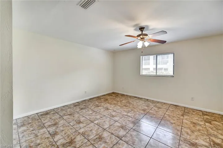 4707 Sw 8th Pl, Cape Coral, Florida 33914