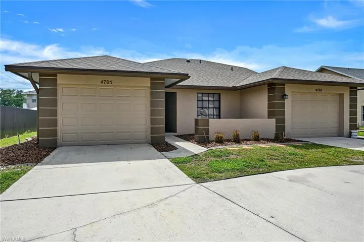 4707 Sw 8th Pl, Cape Coral, Florida 33914