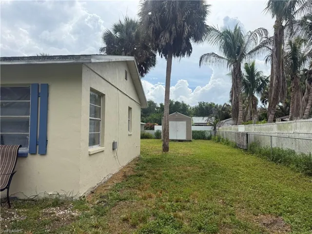 308 Vermont Way, Lehigh Acres, Florida 33936