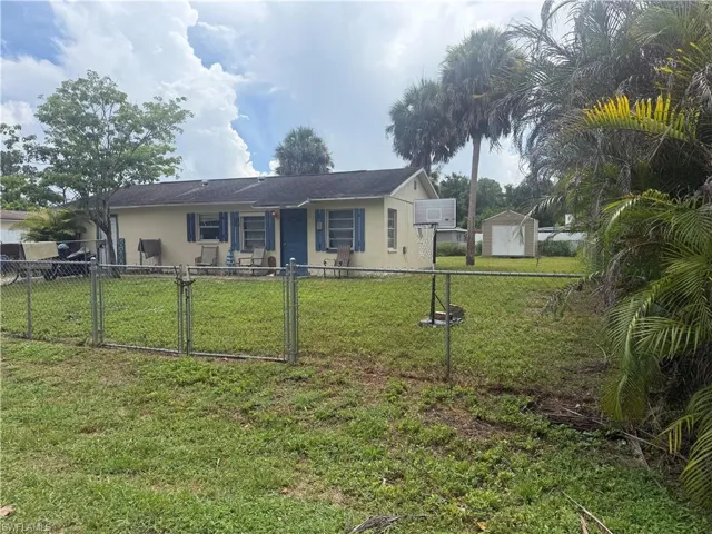 308 Vermont Way, Lehigh Acres, Florida 33936