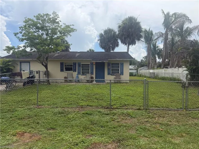 308 Vermont Way, Lehigh Acres, Florida 33936