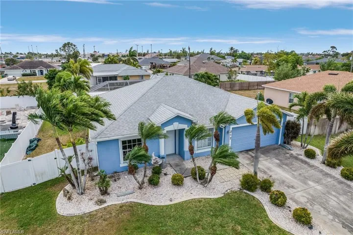 Birds eye view of property with a residential view