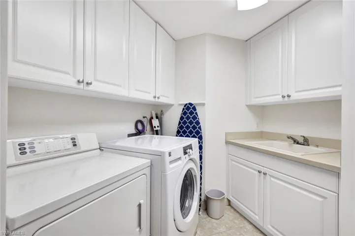 6081 Silver King Blvd 704, Cape Coral, Florida 33914