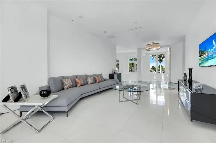 Third-floor living room