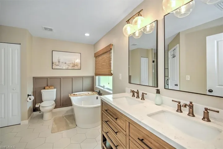 3104 E Iris  CT, Labelle, FL 33935
