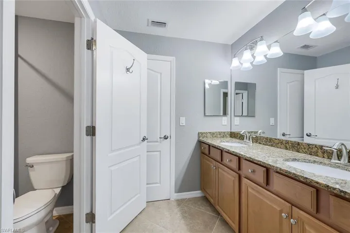 2262 Vermont Ln, Naples, Florida 34120