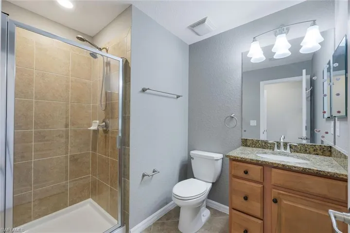 2262 Vermont Ln, Naples, Florida 34120