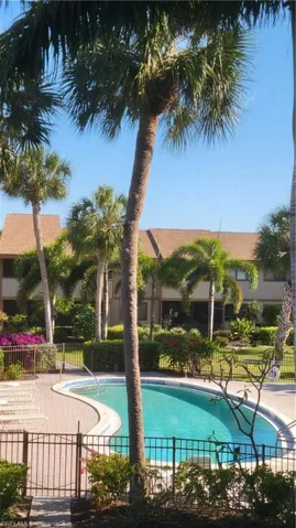 64  4th  ST, Bonita Springs, FL 34134