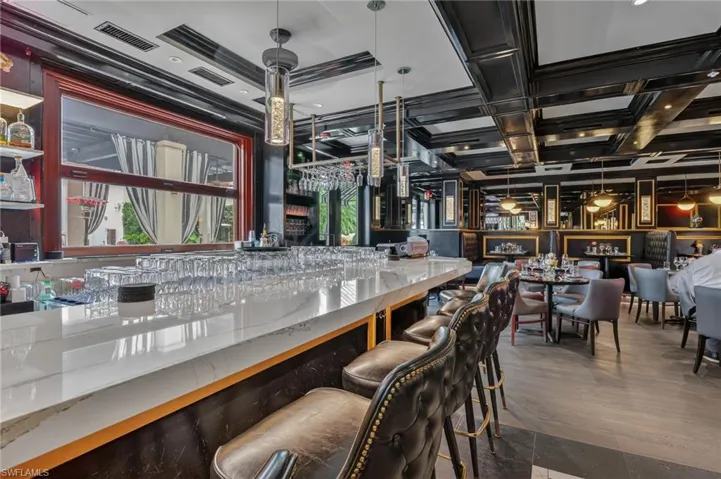 The Claw Bar