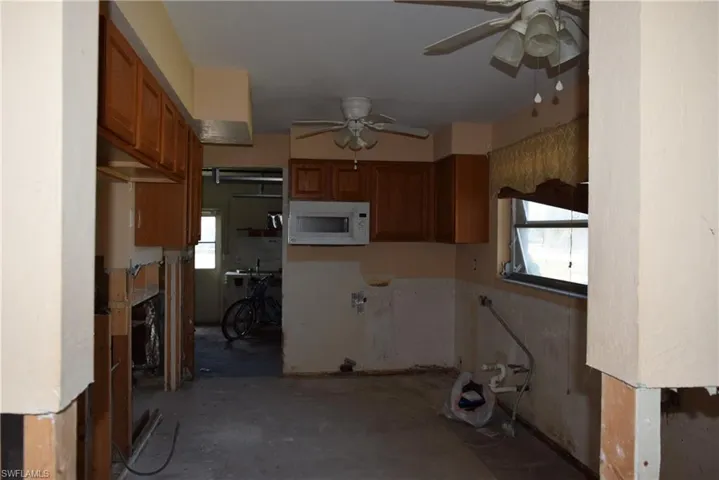 412  El Dorado E PKWY, Cape Coral, FL 33904