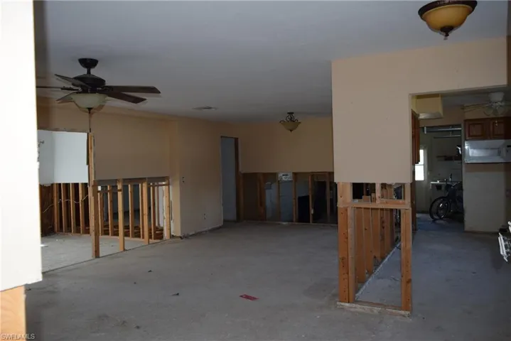 412  El Dorado E PKWY, Cape Coral, FL 33904