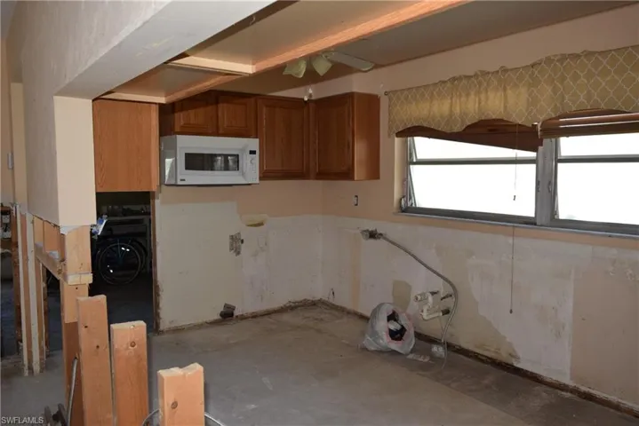 412  El Dorado E PKWY, Cape Coral, FL 33904