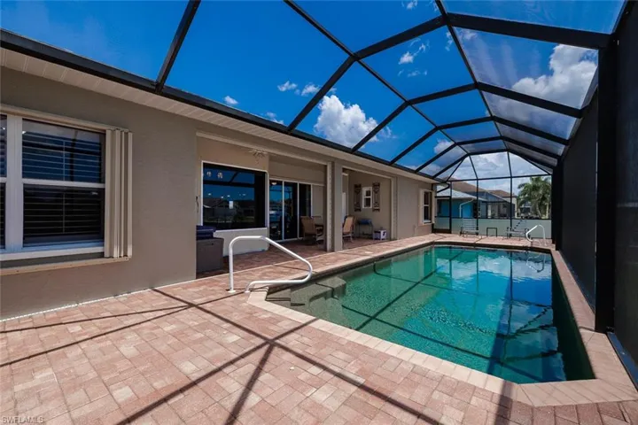 2714 Sw 28th Pl, Cape Coral, Florida 33914