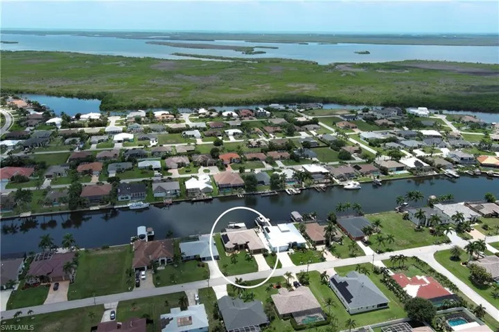 2714 Sw 28th Pl, Cape Coral, Florida 33914