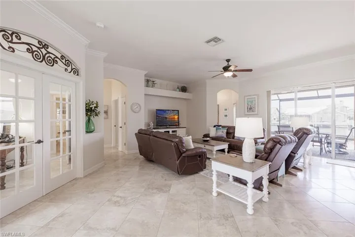 2714 Sw 28th Pl, Cape Coral, Florida 33914