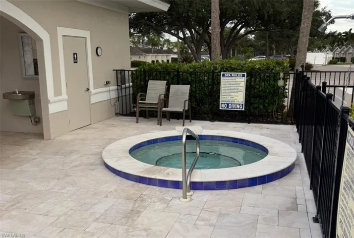 Hickory Hill street spa