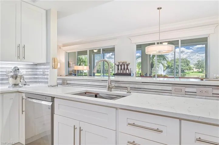 604  Vintage Reserve  LN, Naples, FL 34119