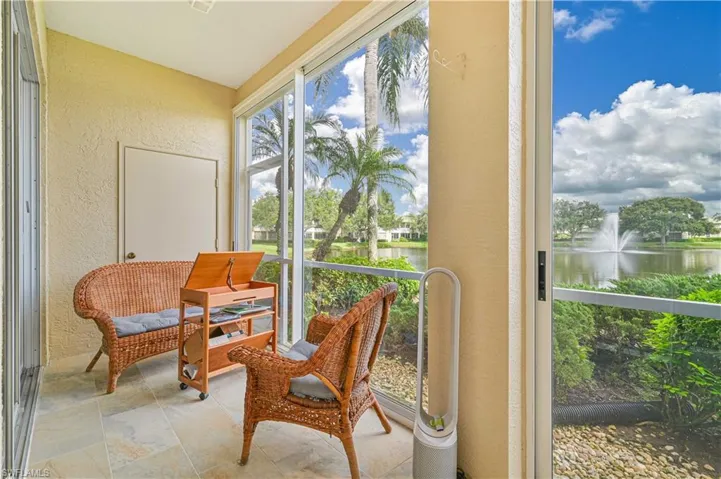 604  Vintage Reserve  LN, Naples, FL 34119