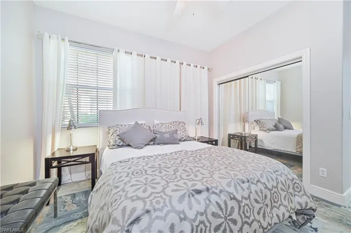 604  Vintage Reserve  LN, Naples, FL 34119