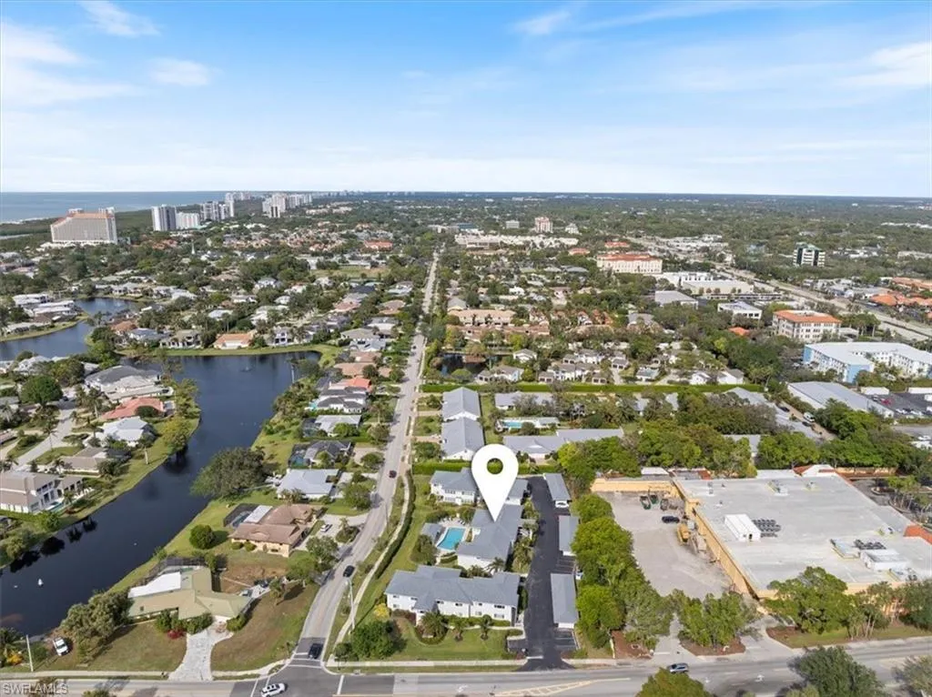 725 Neapolitan WAY, Naples, FL 34103,224088617