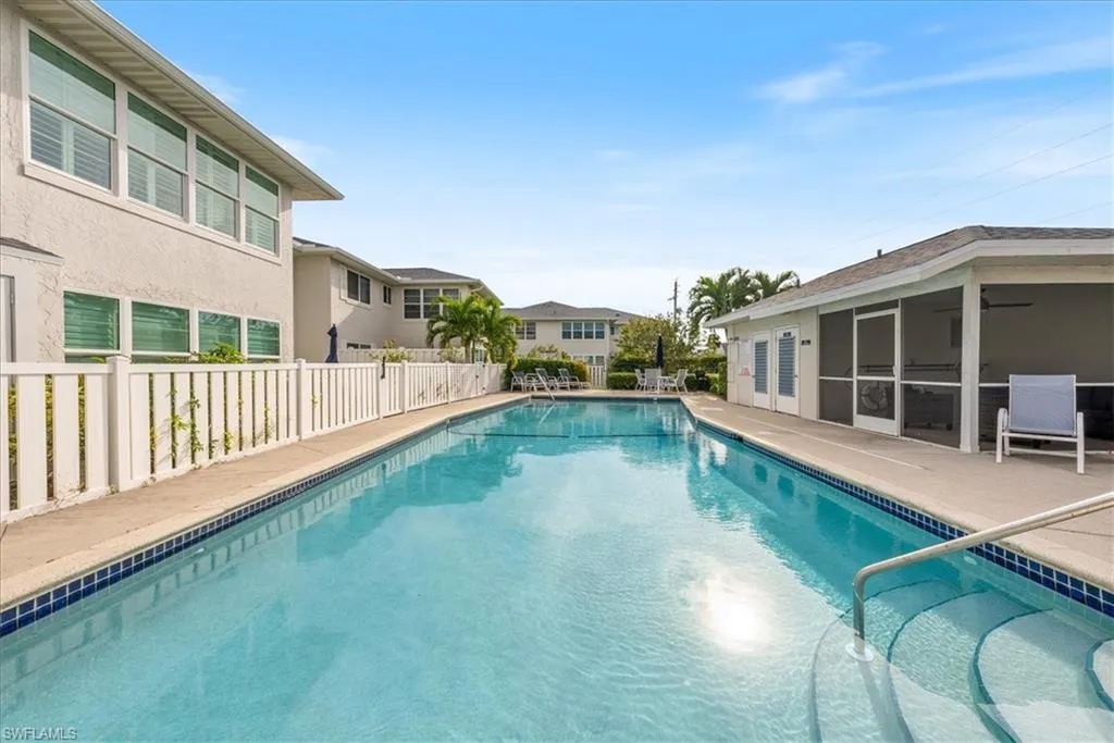725 Neapolitan WAY, Naples, FL 34103,224088617