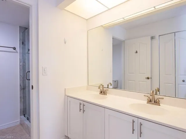 865 New Waterford Dr S101, Naples, Florida 34104
