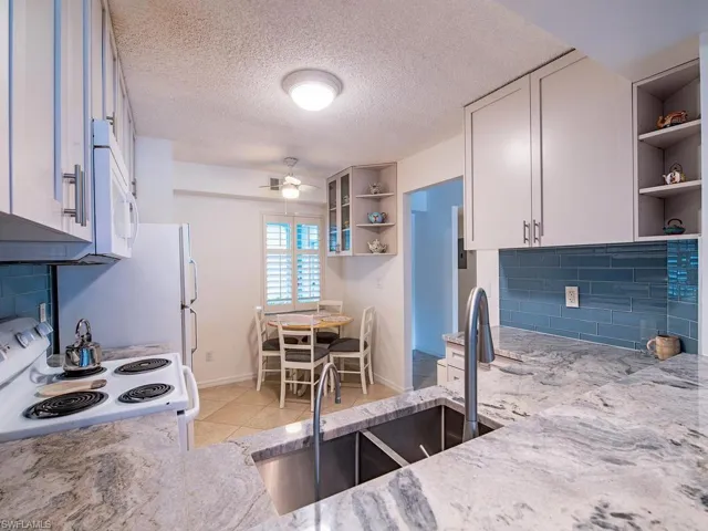 865 New Waterford Dr S101, Naples, Florida 34104