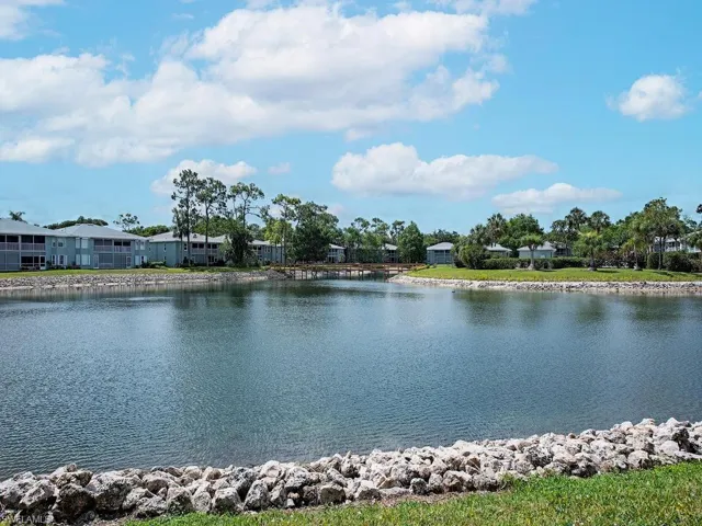 865 New Waterford Dr S101, Naples, Florida 34104