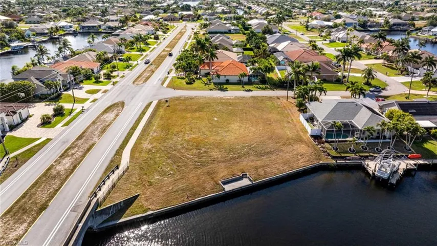 2503 Sw 41st St, Cape Coral, Florida 33914