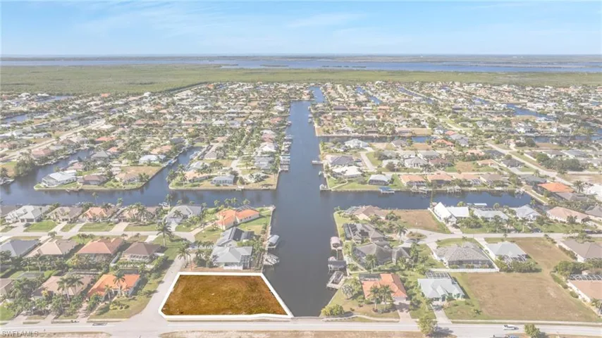2503 Sw 41st St, Cape Coral, Florida 33914