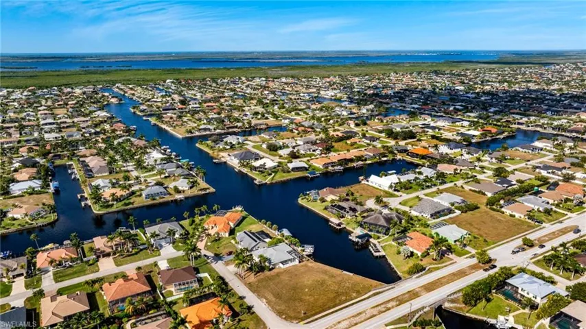 2503 Sw 41st St, Cape Coral, Florida 33914