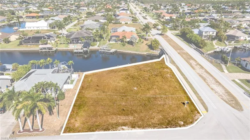 2503 Sw 41st St, Cape Coral, Florida 33914