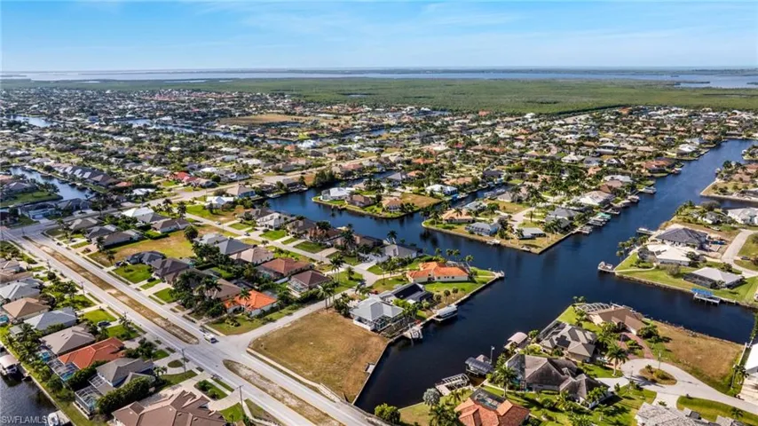 2503 Sw 41st St, Cape Coral, Florida 33914