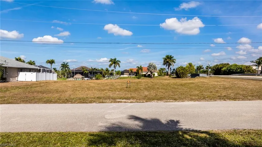 2503 Sw 41st St, Cape Coral, Florida 33914