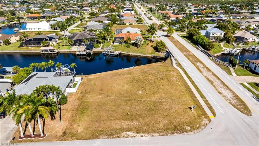 2503 Sw 41st St, Cape Coral, Florida 33914