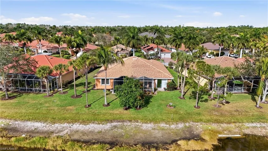 14282  Manchester  DR, Naples, FL 34114