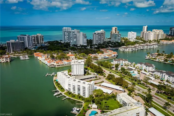 300  Park Shore  DR, Naples, FL 34103