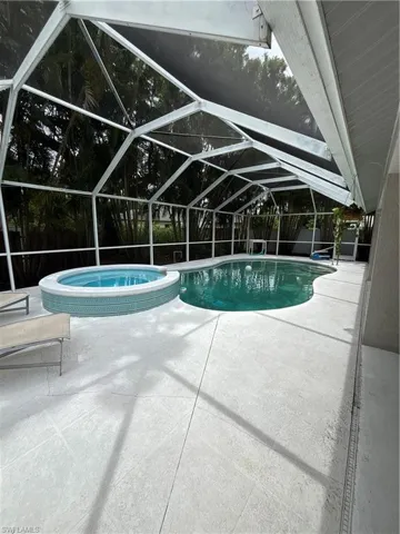 11670 Pine Hammock Cir, Fort Myers, Florida 33919