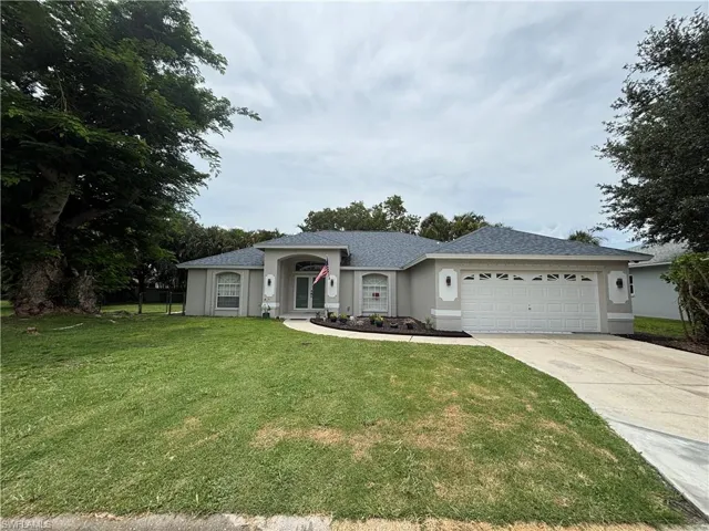 11670 Pine Hammock Cir, Fort Myers, Florida 33919