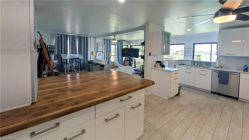 7410 Lake Breeze Dr 210, Fort Myers, Florida 33907